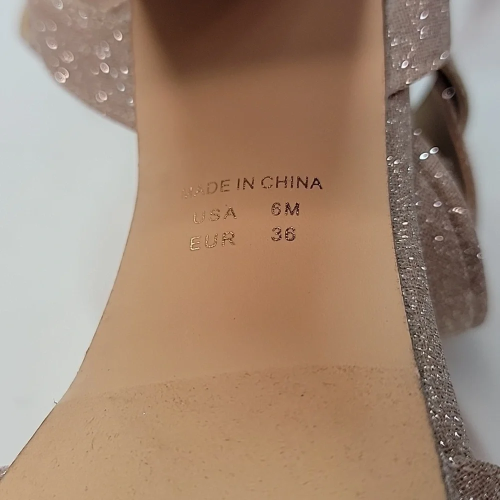 NINA NWOT GLITTER BLOCK HEEL PLATFORM SANDALS SZ 6 SPARKLE